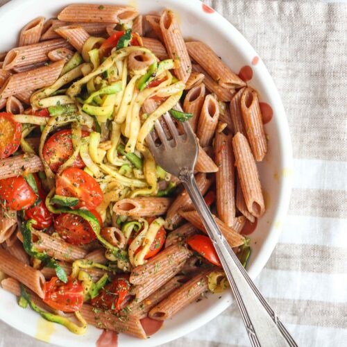 Garlic Zucchini & Tomato Pasta – Smart Lifestyling