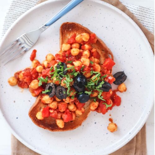 Greek Chickpeas On Toast – Smart Lifestyling